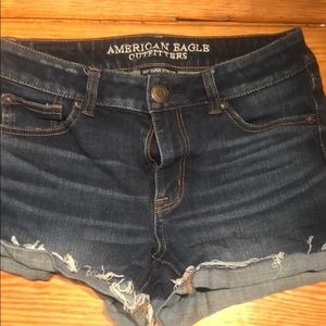 American Eagle 360° Shortie Shorts ☀️
